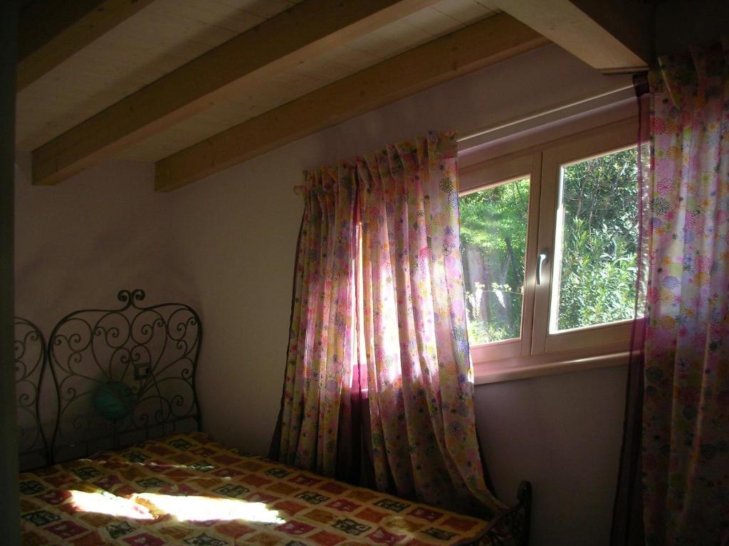 Villa Susina Casa Vacanze ตอสโกลาโน มาแดร์โน ภายนอก รูปภาพ