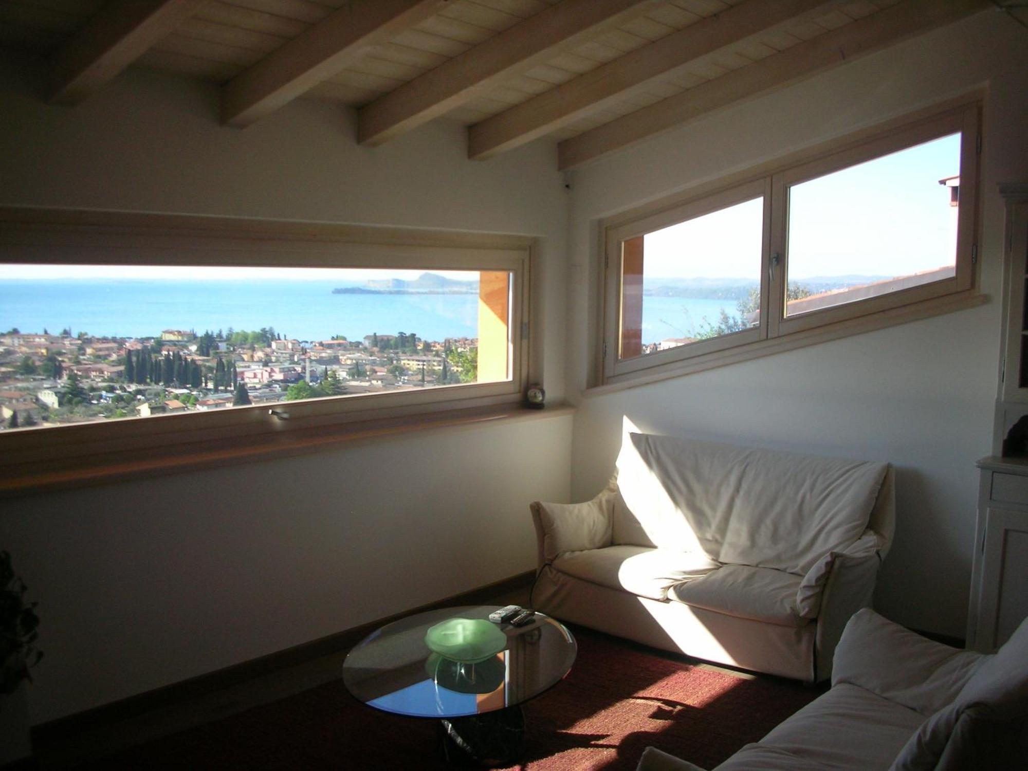 Villa Susina Casa Vacanze ตอสโกลาโน มาแดร์โน ภายนอก รูปภาพ